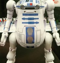 R2D2 Mechatro by Punk Drunkers