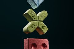 EN-US_LDR-S4_Main-Pills_Vertical_27x40_RGB_PRE