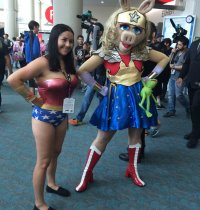 Miss Piggy Wonder Woman and Wonder Woman