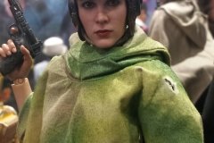 Endor Leia at Sideshow