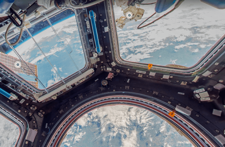 Take A Tour Of The International Space Station Pixelated Geek